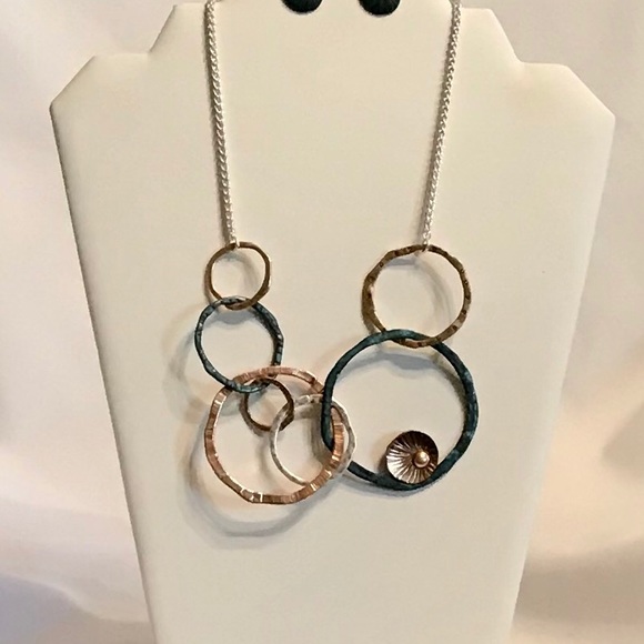 Fashion Jewelry - Picture 1 of 1